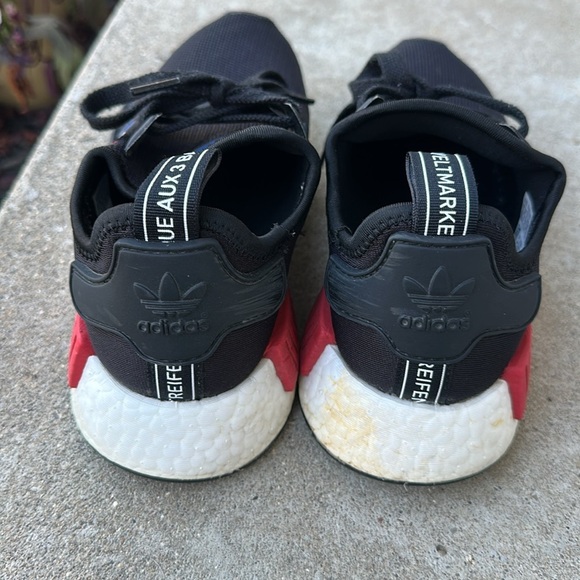 Adidas NMD R1 J Tri-Color Core Black Cloud White Scarlet EG9360 Size 6.5 - Picture 3 of 6